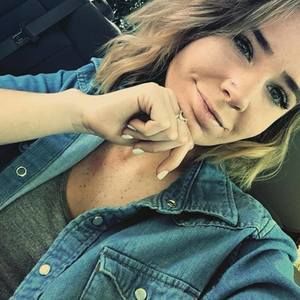 Meet your Posher, Elisabeth